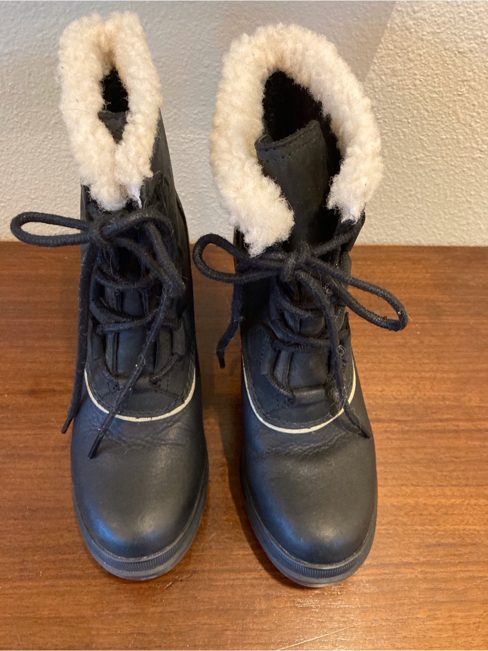 Sorel Black Waterproof Winter Lace-Up Boots with Cream Shearling Trim High Heel